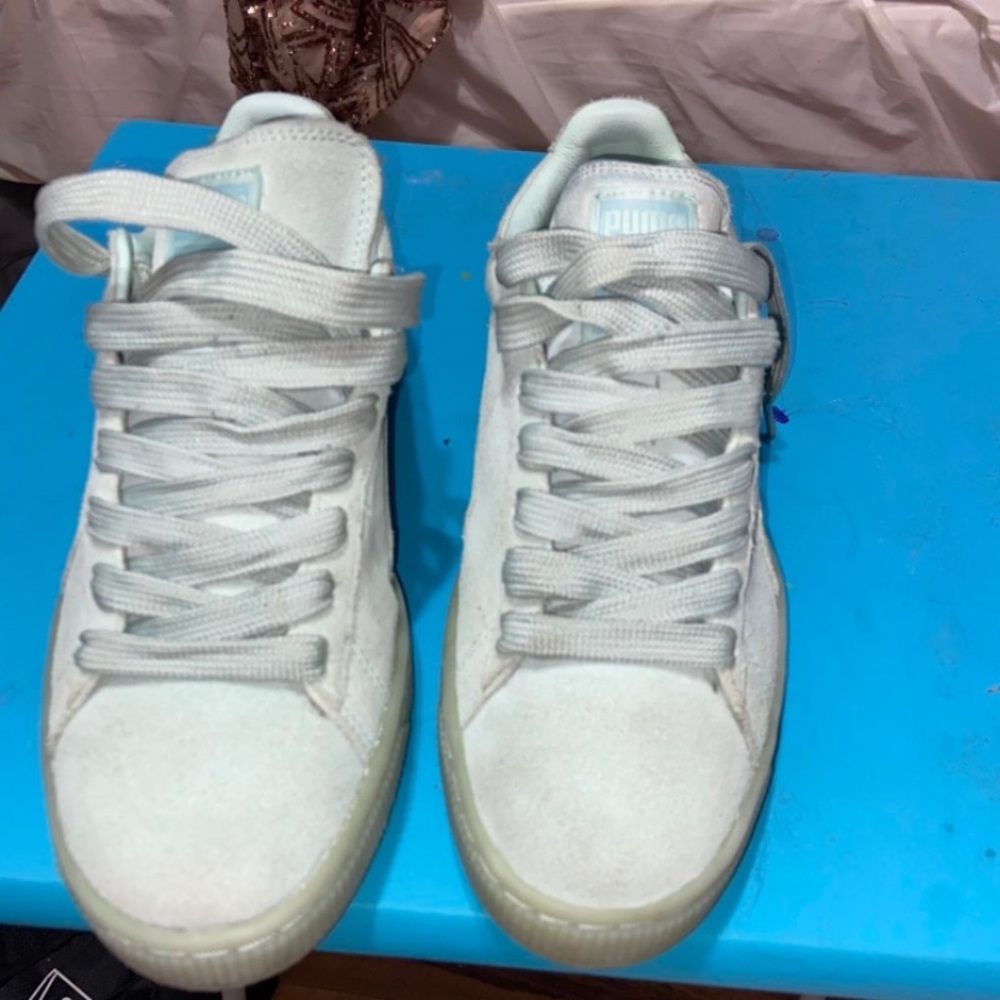 Puma sneakers